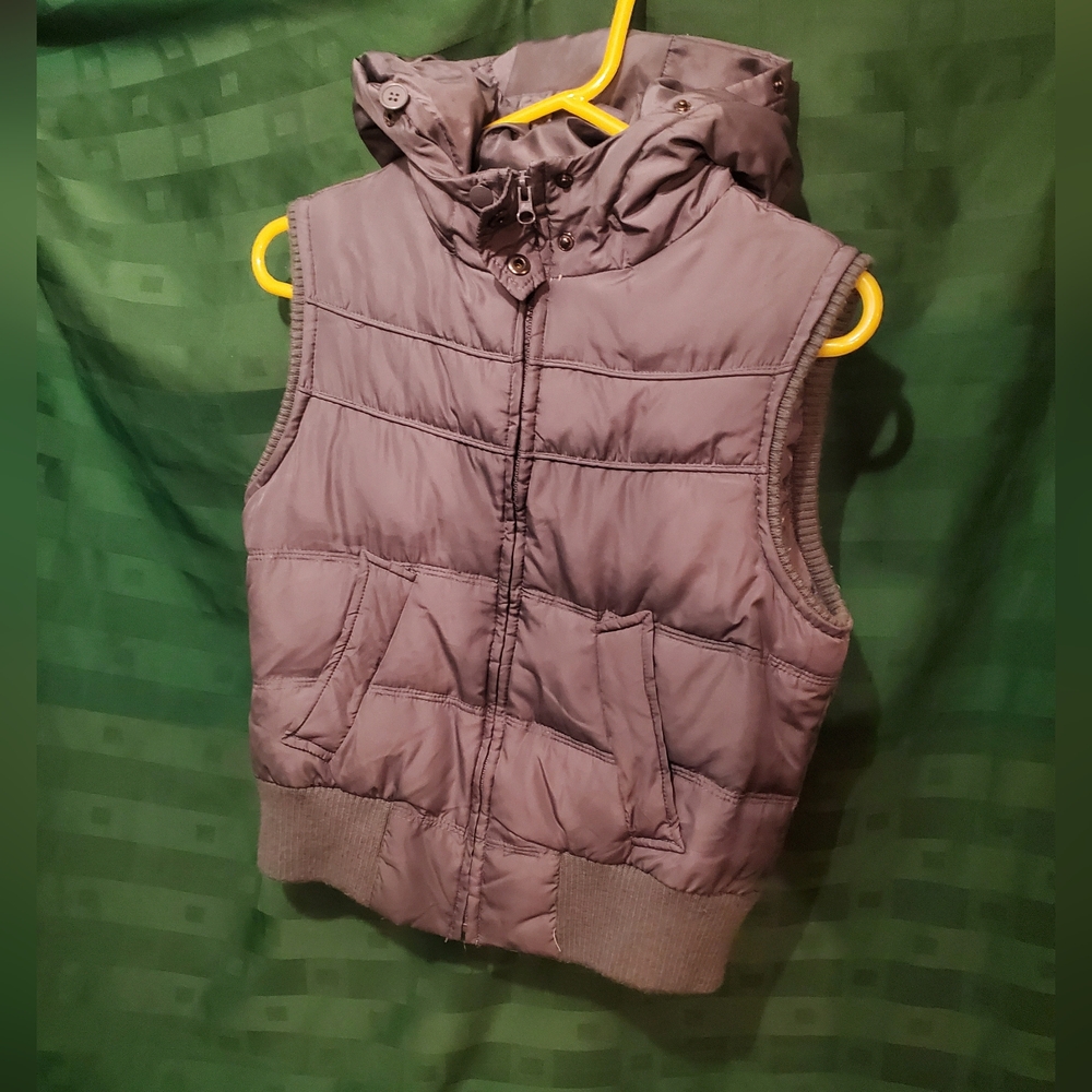 Grey Large Sleeveless Hooded Bubble Vest